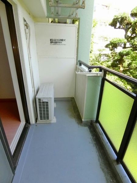 r6 97500141