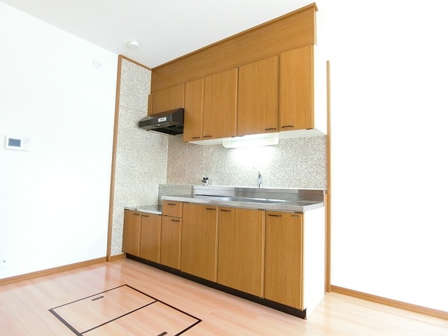 r2 53040021
