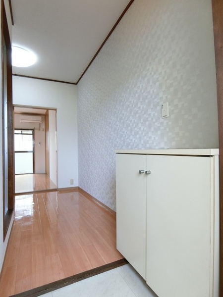 r8 43550221